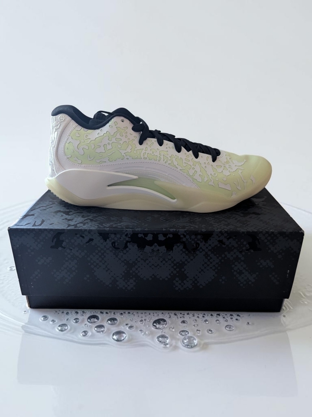 Air Jordan Zion III Men's Size 9 White Mint Green Black Basketball Sneakers
